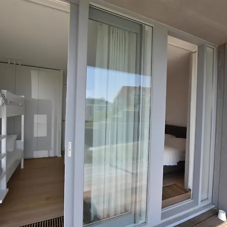 Apartman Bright Coastal Family Escape, Cleaning Included De Panne