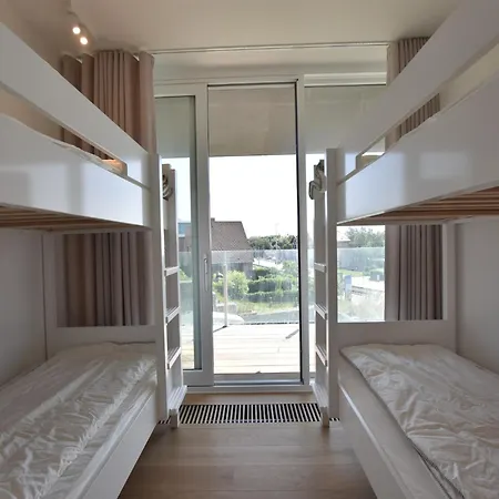 Appartement Bright Coastal Family Escape, Cleaning Included La Panne