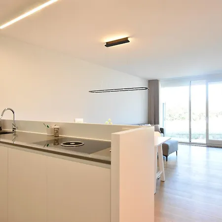 Bright Coastal Family Escape, Cleaning Included Appartement La Panne